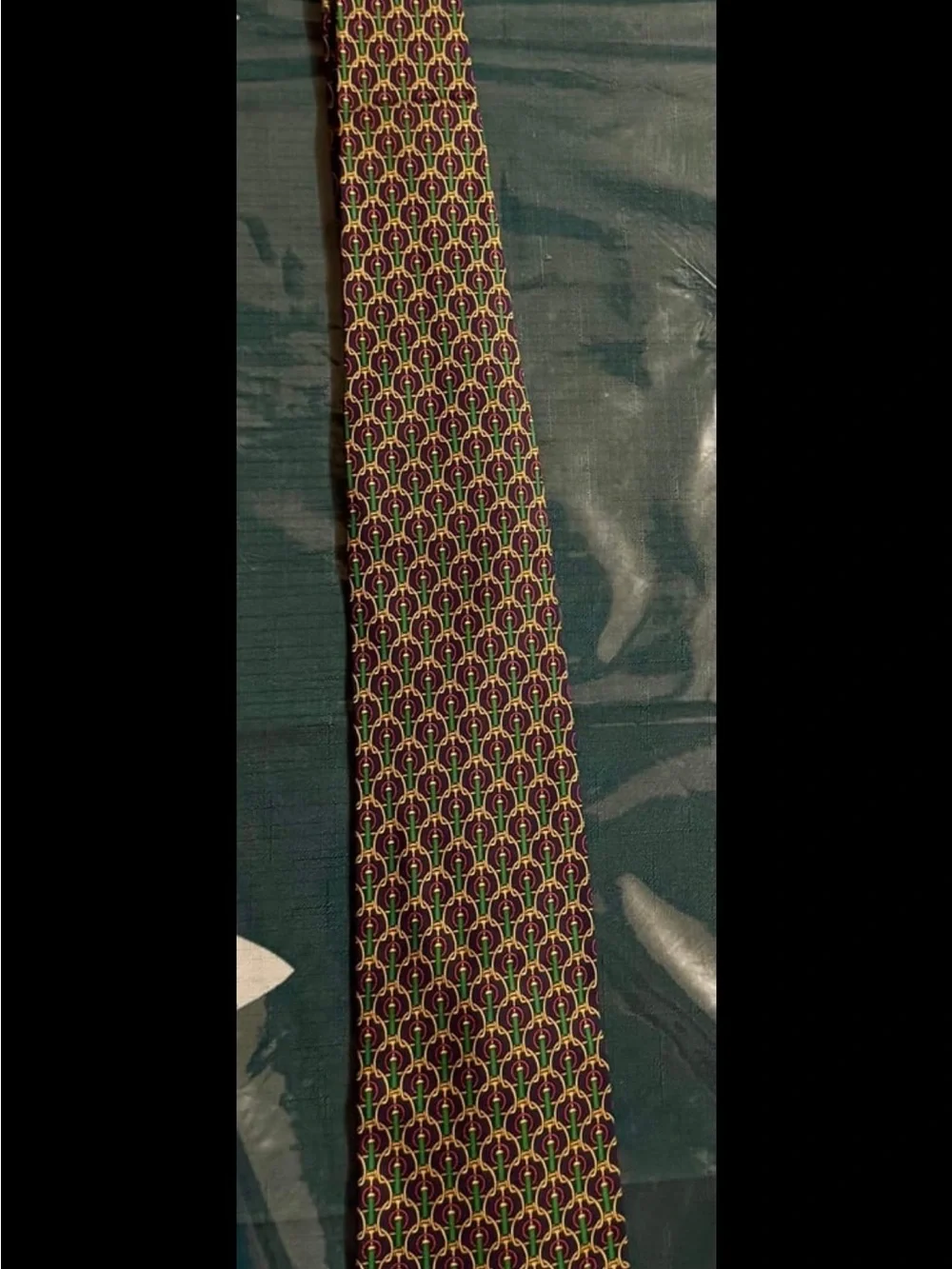 Barney’s Men's Patterned Silk Tie in Green, Red and Yellow